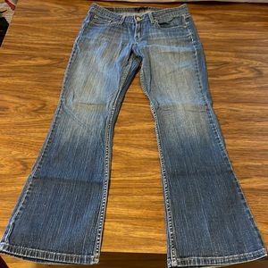 Levi’s 518 Jeans Size 7M